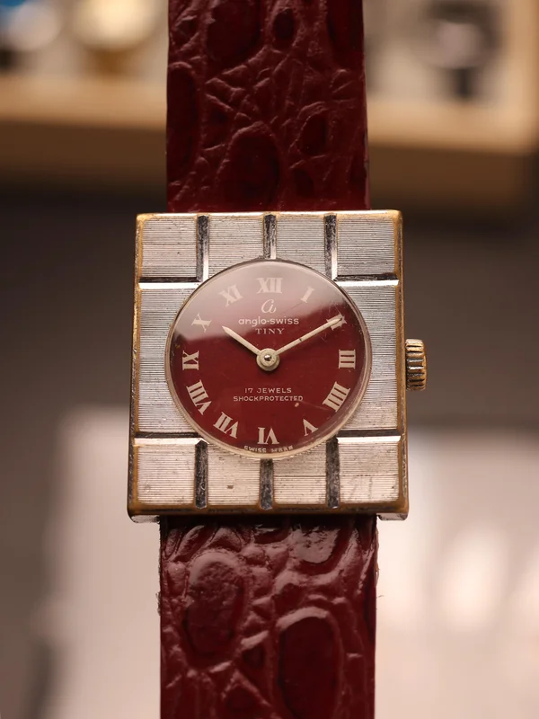 Anglo Swiss Tiny (Ref. 2008-19) (23mm x 26mm; Quartz)