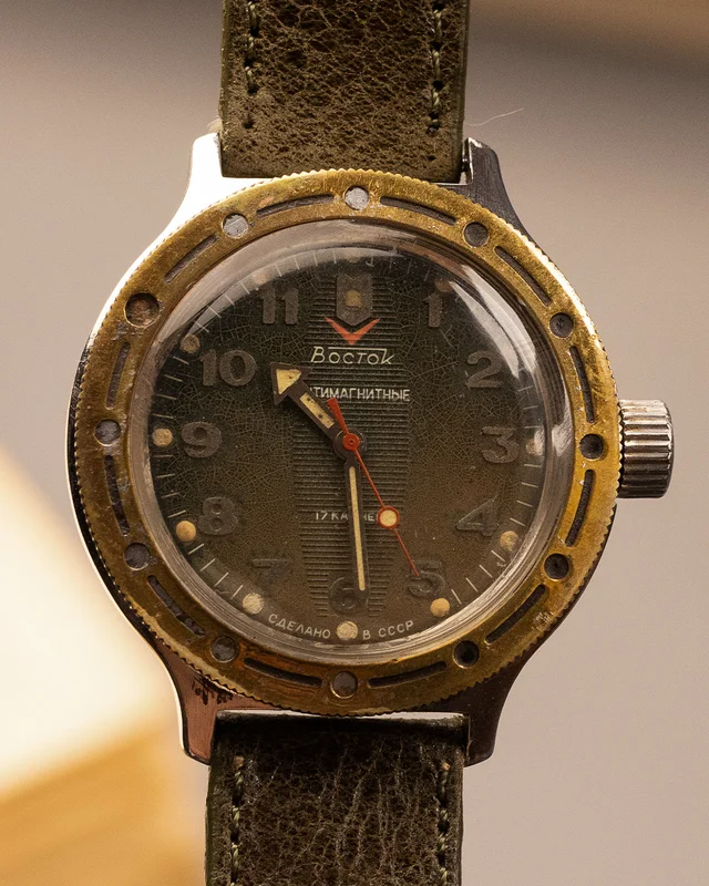Boctok Amphibian Gold Bezel [42mm] Manual
