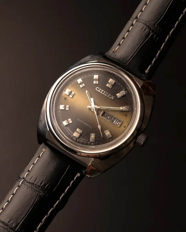 Citizen 8200 Tiger Eye Automatic - Day Date [38mm]