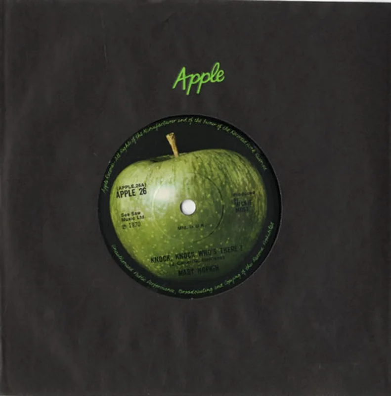 Mary Hopkin Knock Knock Who's There? - Solid UK 7" vinyl
