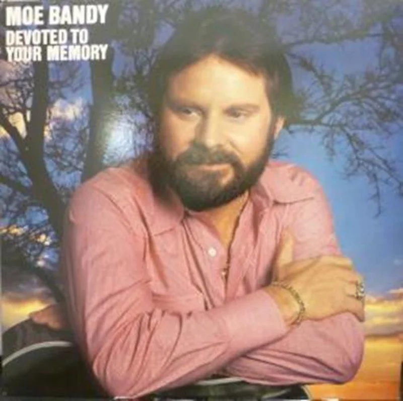 Moe Bandy - Devoted To Your Memory