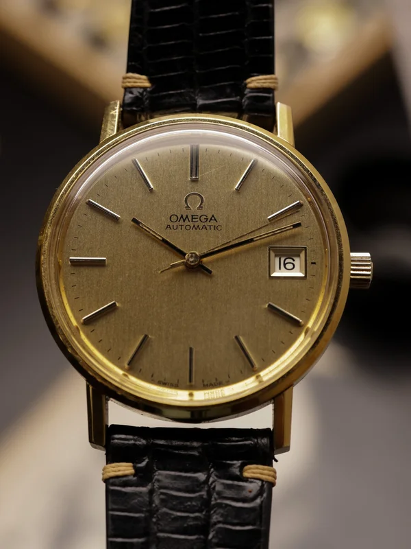 Omega Automatic (Ref.166.0202) Bi-Directional Date Adjustment-  Automatic