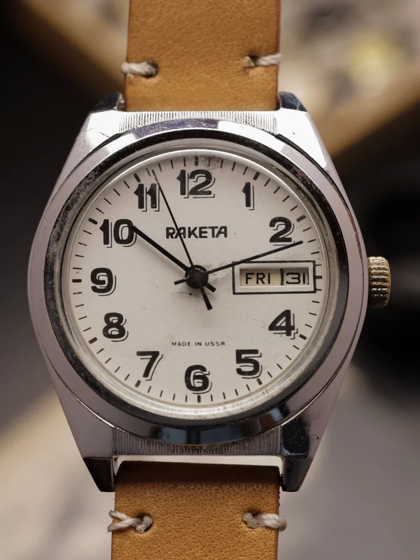 Raketa (Ref. 2628 H) 18 Jewels [USSR; Rare 1970s] [Manual]