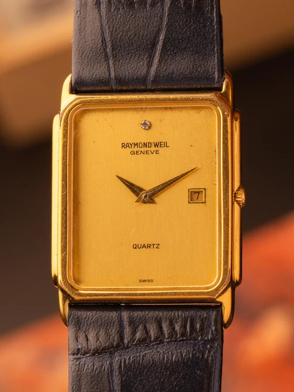 Raymond Weil 5600 - Tank Quartz; 18k Gold Electroplated - [29x32mm] Quartz