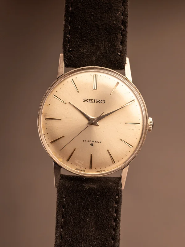 Seiko Hi Beat (Ref. 66-7100P) (37mm; Manual)