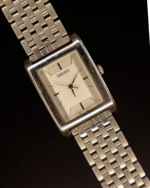 Seiko Rectangular Quartz Dress Watch - Circa 1990 [29x36mm]