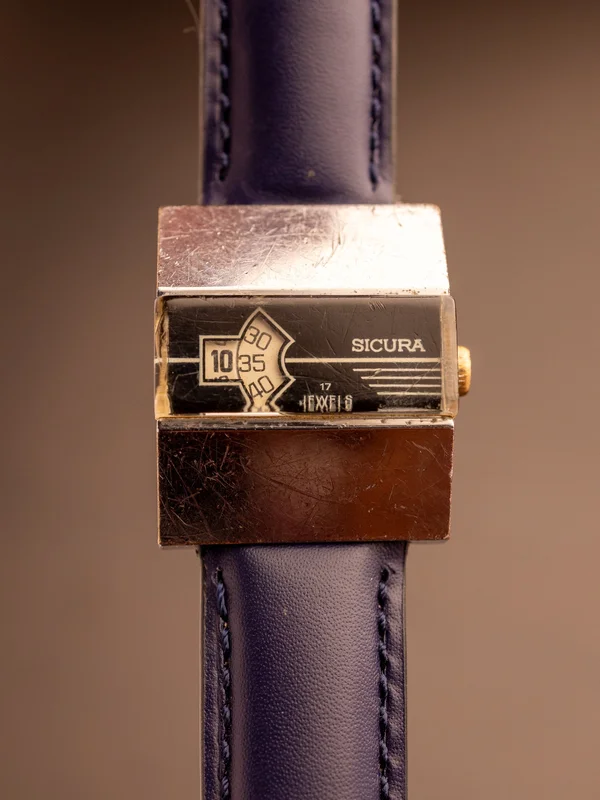 Sicura (Brietling) Jump Hour (Circa. 1970s) (Ref. Unknown) (26mm; Manual)  (Rare; Collectable)