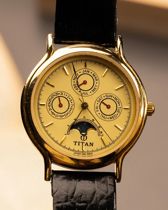 Titan Moonphase Triple Calendar  [38mm] Quartz