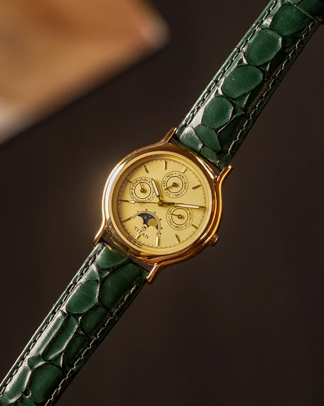 Titan Triple Calendar Moonphase (NOS) [39mm] Quartz
