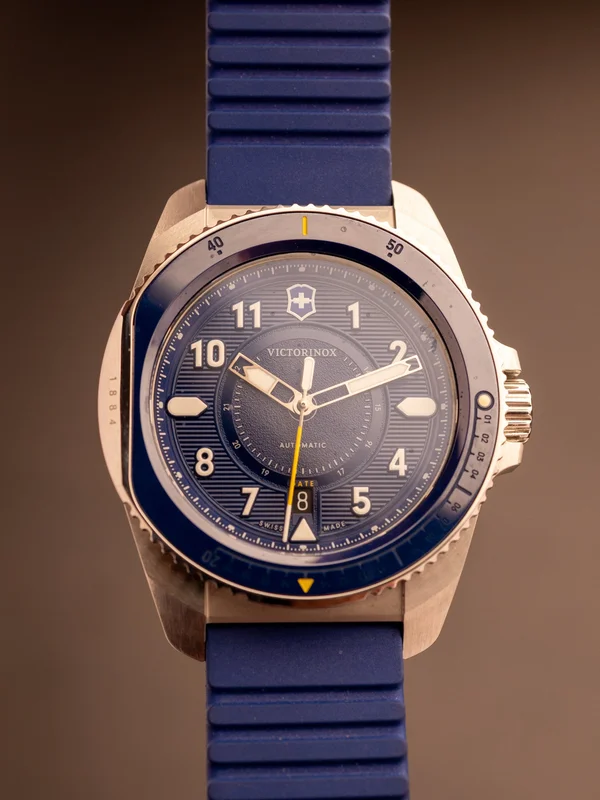 Victorinox Journey 1884 (Ref. 241980) (45mm; Automatic)